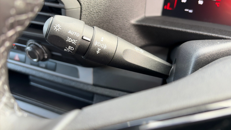 Vauxhall Vivaro L2 Diesel 2.0 Turbo D 145 Prime H1 Van Auto